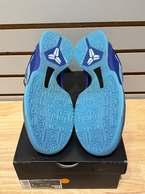 Nike Kobe 5 X-Ray (GS) Sz 7Y
