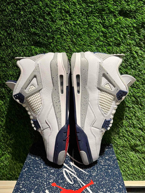 Jordan 4 Retro Midnight Navy Sz 8M