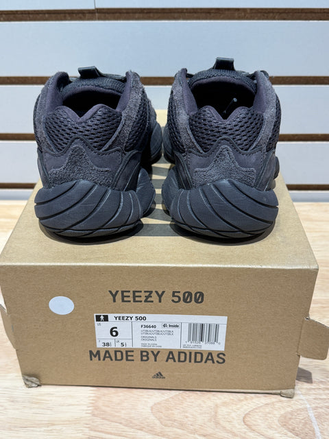 adidas Yeezy 500 Utility Black Sz 6M