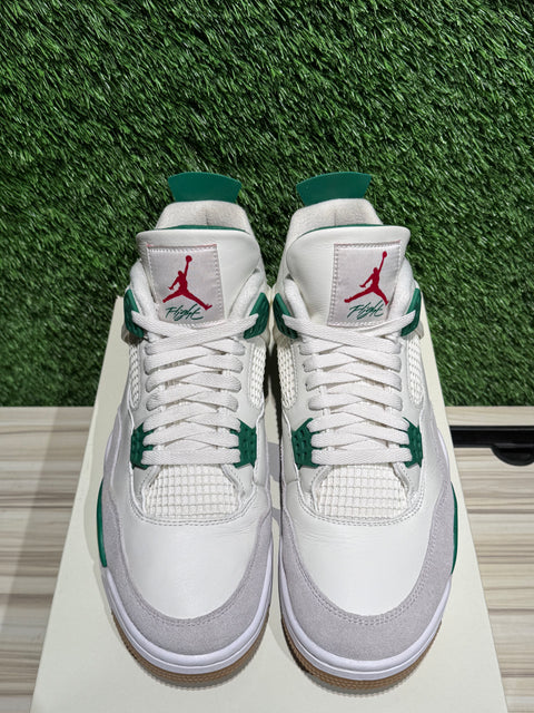 Jordan 4 Retro SB Pine Green Sz 11M