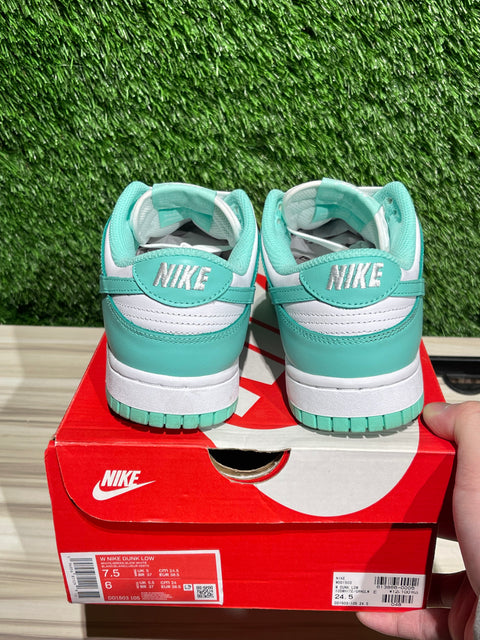 Nike Dunk Low Green Glow (Women's) Sz 7.5W/6M