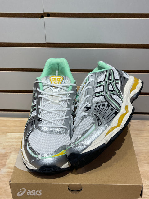 ASICS Gel-Kayano 12.1 Silver Green Orange Sz 10.5