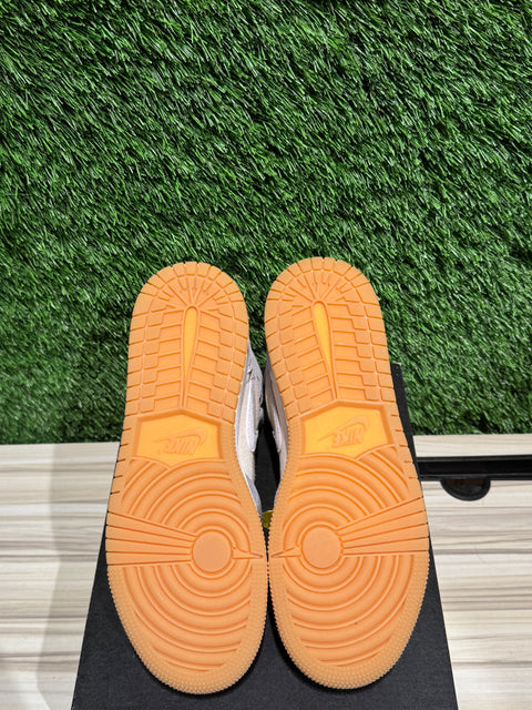 Jordan 1 Mid SE Coconut Milk Particle Grey (GS) Sz 4Y