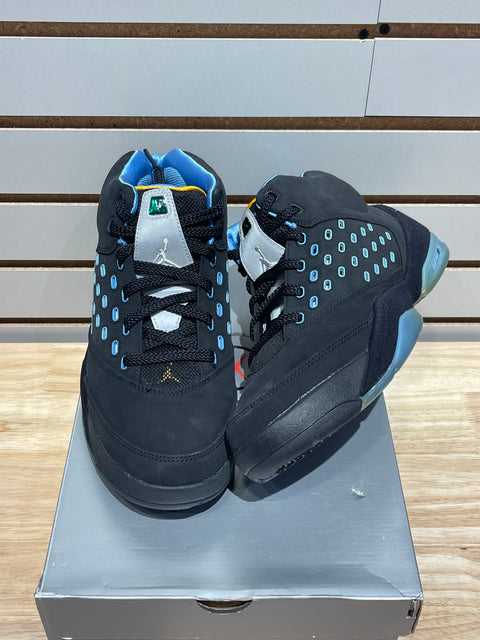 Jordan Melo 5.5 Away Sz 9.5