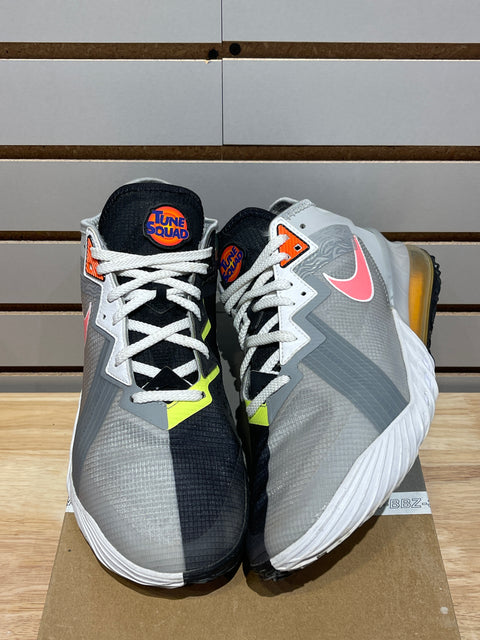 Nike LeBron 18 Low Bugs vs Marvin Space Jam Sz 9.5