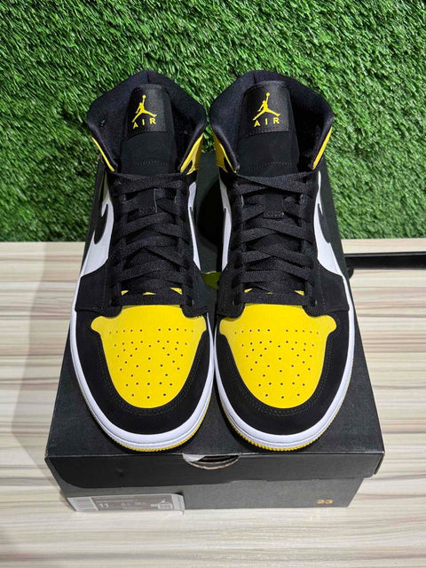 Jordan 1 Mid Yellow Toe Black Sz 11