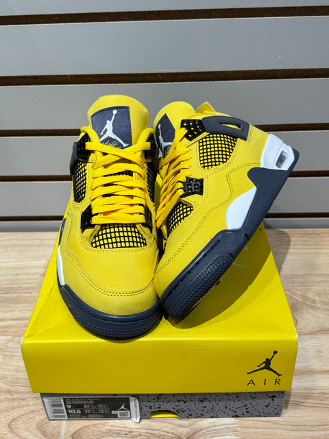 Jordan 4 Retro Lightning (2021) Sz 9