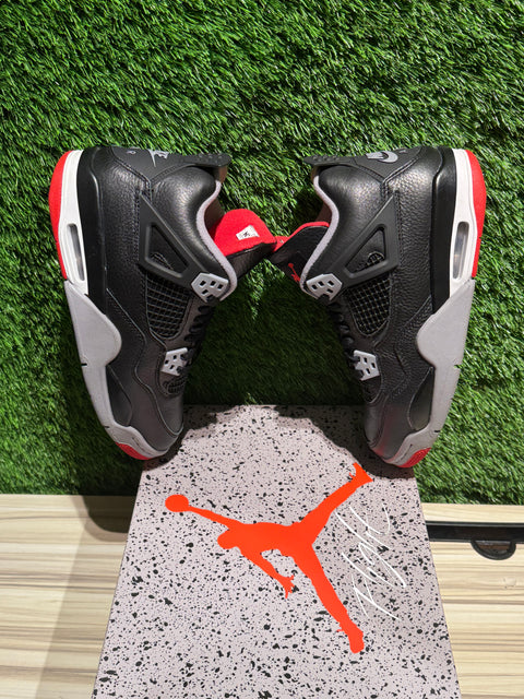 Jordan 4 Retro Bred Reimagined (GS) Sz 5.5Y