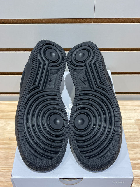 Nike Air Force 1 Low LE Black (GS) Sz 5.5Y