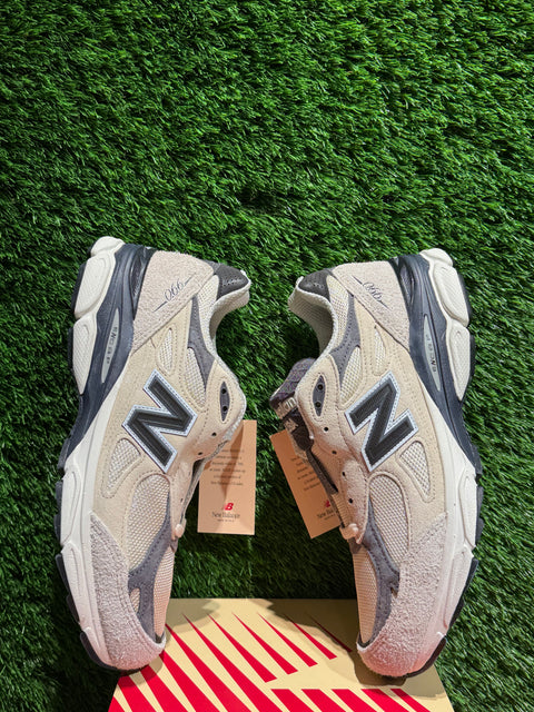 New Balance 990v3 MiUSA Teddy Santis Moonbeam Sz 9