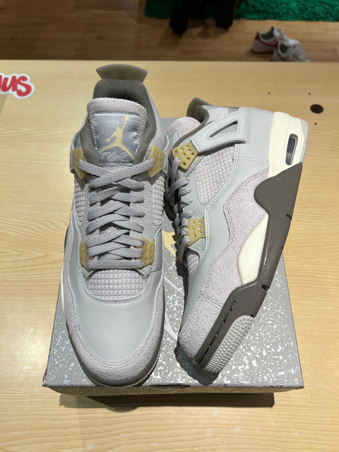 Jordan 4 Retro SE Craft Photon Dust