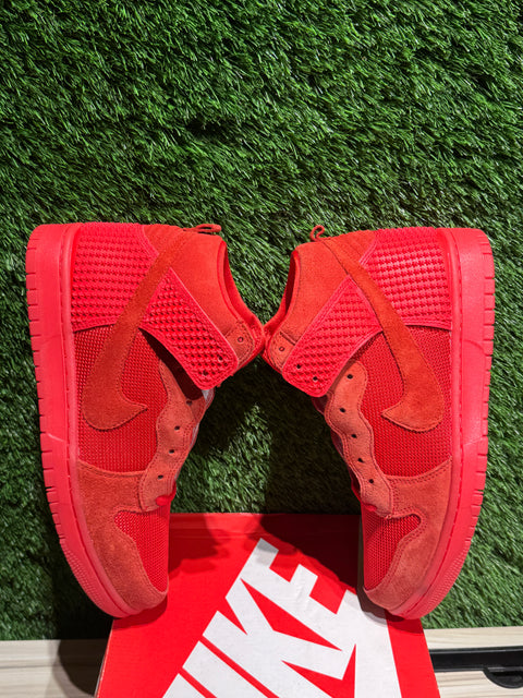Nike Dunk High Red October