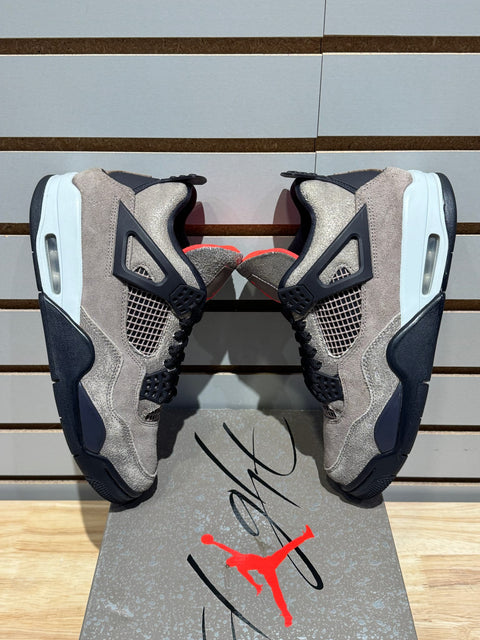 Jordan 4 Retro Taupe Haze Sz 8