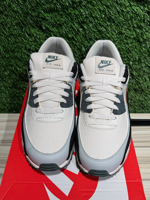 Nike Air Max 90 Burgundy Crush Vintage Green Sz 10M