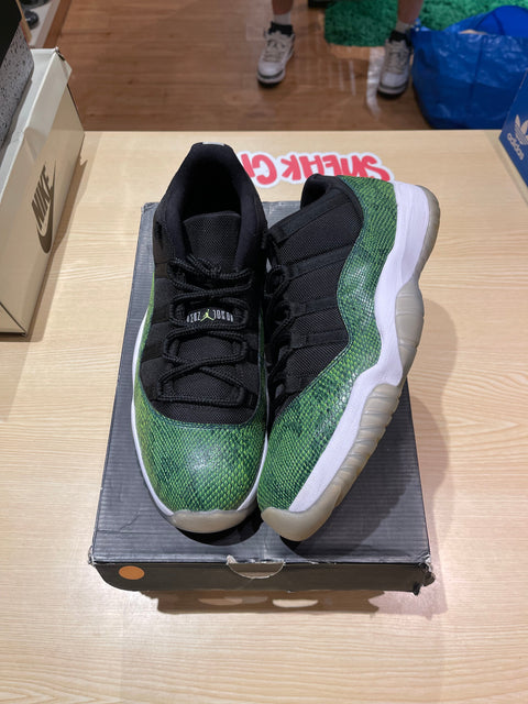 Jordan 11 Retro Low Green Snakeskin