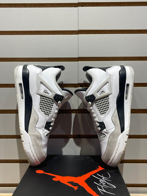 Jordan 4 Retro Military Black (GS) Sz 7Y