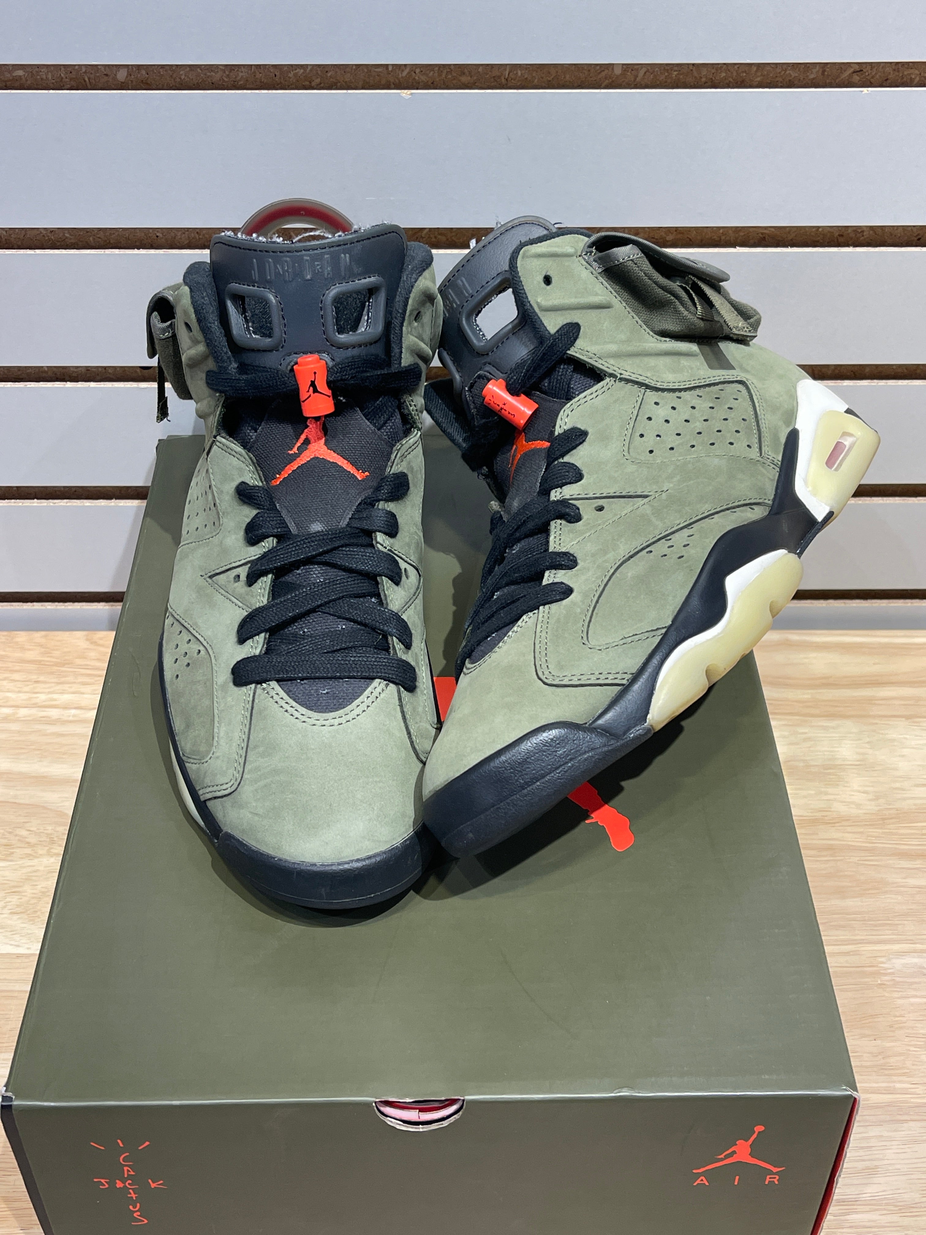 Jordan 6 Retro Travis Scott Sz 11 – Sneak City