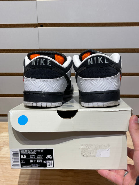 Nike SB Dunk Low TIGHTBOOTH Sz 9.5