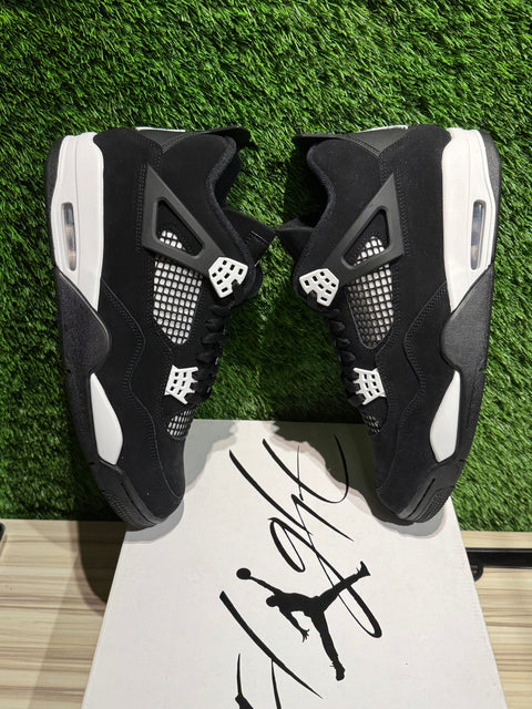 Jordan 4 Retro White Thunder Sz 11.5