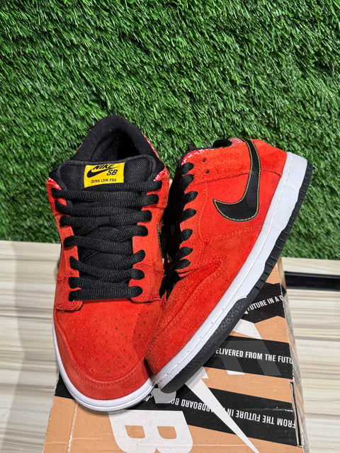 Nike SB Dunk Low Red Firecracker Sz 8