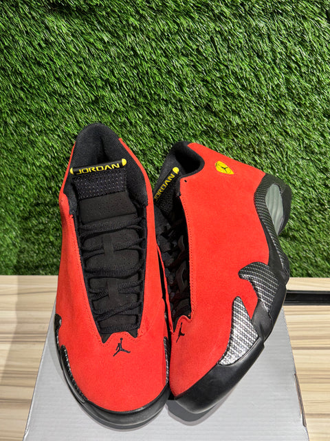 Jordan 14 Retro Ferrari (2025) Sz 10
