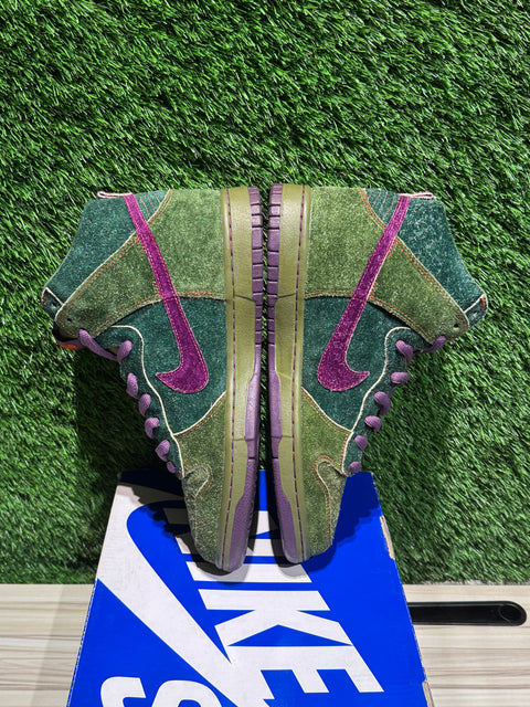 Nike SB Dunk High Skunk 420 Sz 9