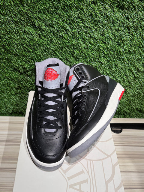 Jordan 2 Retro Black Cement Sz 8