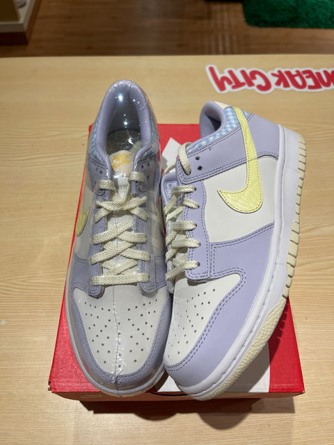 DS Easter Dunk Low Sz 7Y/8.5W