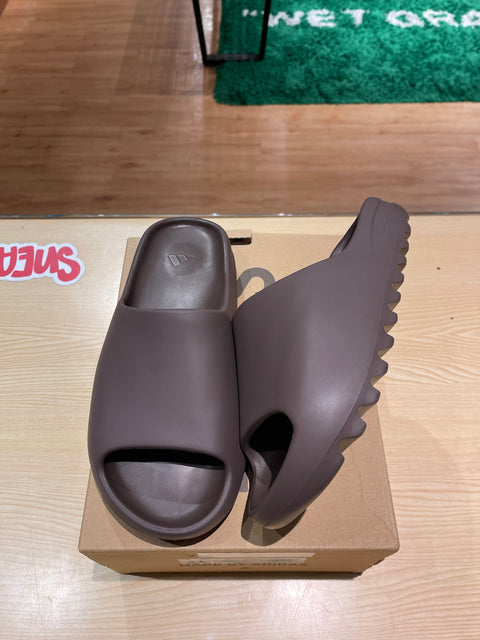 adidas Yeezy Slide Soot