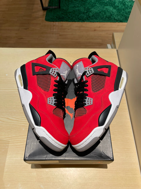 Jordan 4 Retro Toro Bravo