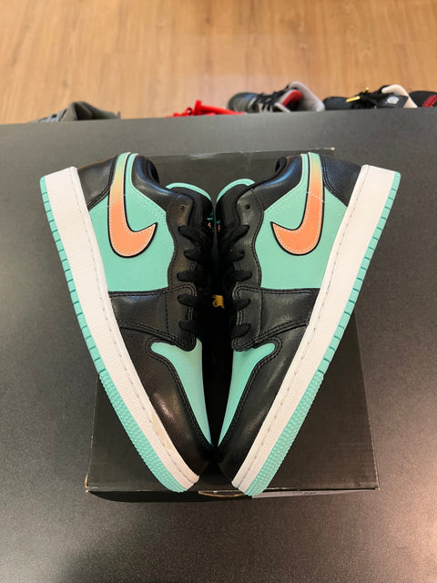 Jordan 1 Low SE Tropical Twist