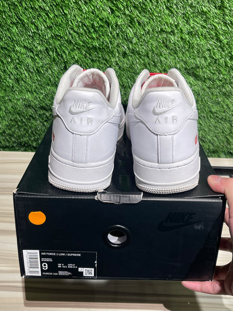 Nike Air Force 1 Low Supreme White Sz 9