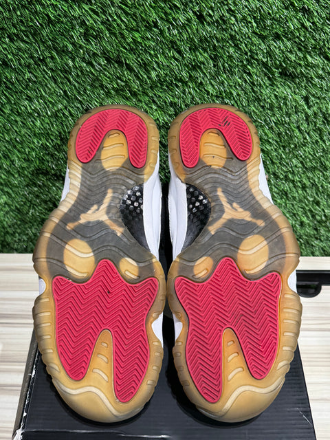 Jordan 11 Retro Low Tuxedo Sz 10M