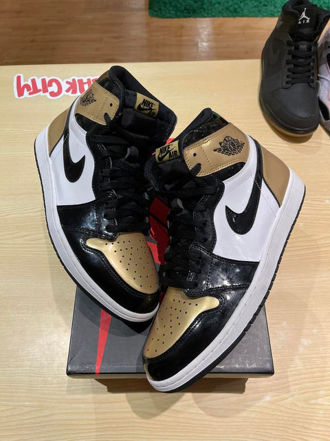 Jordan 1 Retro High NRG Patent Gold Toe Sz 12