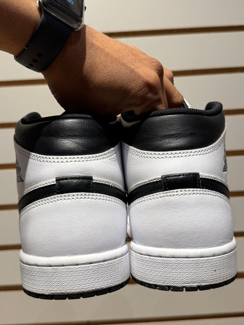 Jordan 1 Mid Reverse Panda Sz 10.5