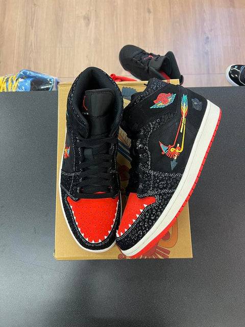 Jordan 1 Mid SE Siempre Familia Sz 10