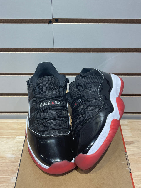 Jordan 11 Retro Low Bred (2025) Sz 9
