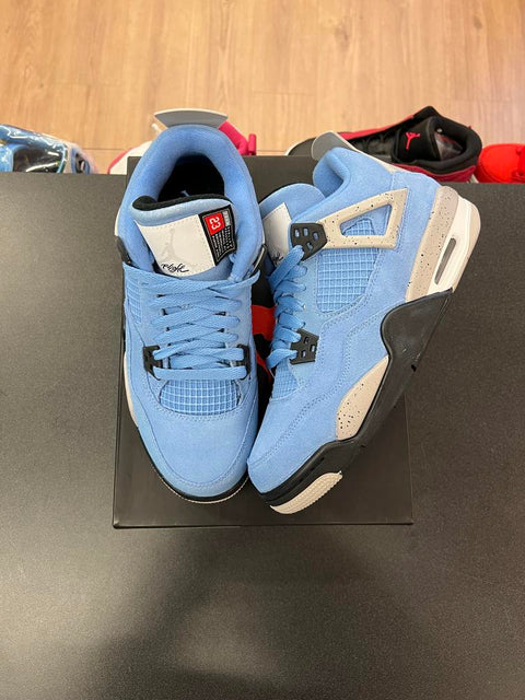 Jordan 4 Retro University Blue (GS) Sz 6.5Y