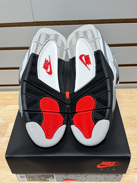 Jordan 4 Retro White Cement (2025) Sz 7