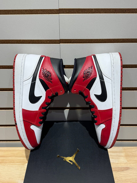 Jordan 1 Mid Chicago (2020) Sz 7.5