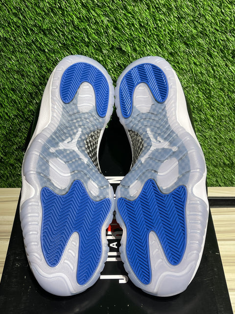 Jordan 11 Retro Low Space Jam Sz 12M