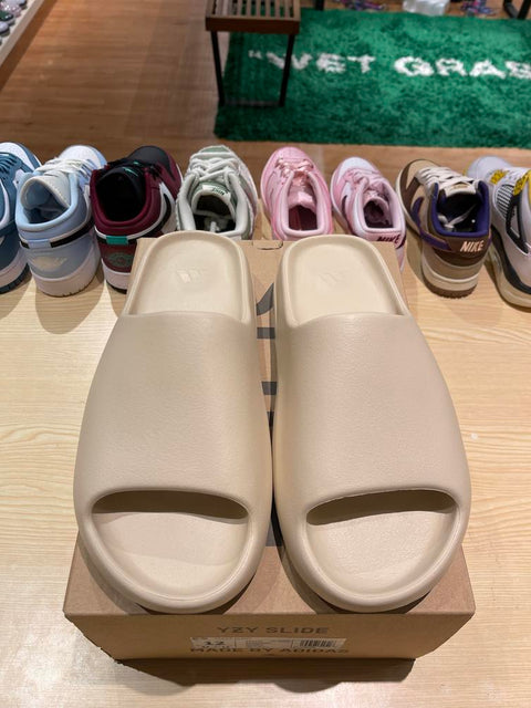 adidas Yeezy Slide Bone (2022/2023 Restock)