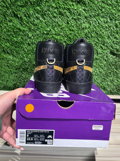 Nike SB Blazer Mid QS Supreme Black Sz 9
