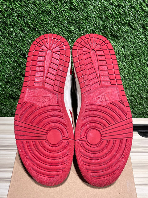 Jordan 1 Retro High OG Chicago Lost and Found Sz 8M