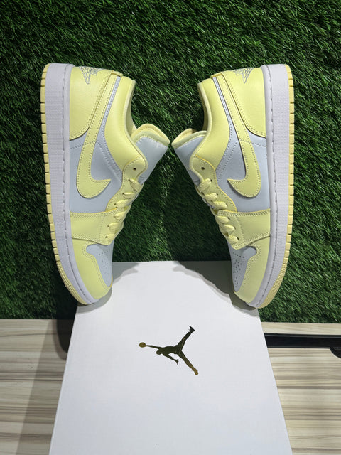 Jordan 1 Low Lemonade (Women's) Sz 8.5M/10W