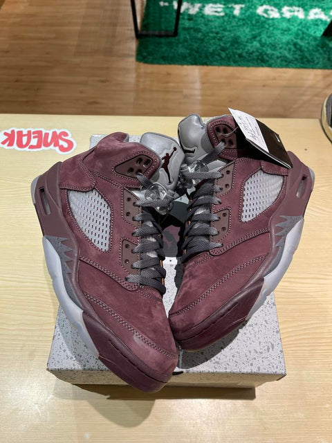 Jordan 5 Retro Burgundy (2023) Sz 9