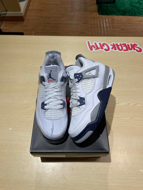 Jordan 4 Retro Midnight Navy (GS) Sz 4.5Y/6W