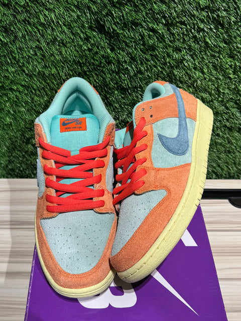 Nike SB Dunk Low Orange Emerald Rise Sz 12M