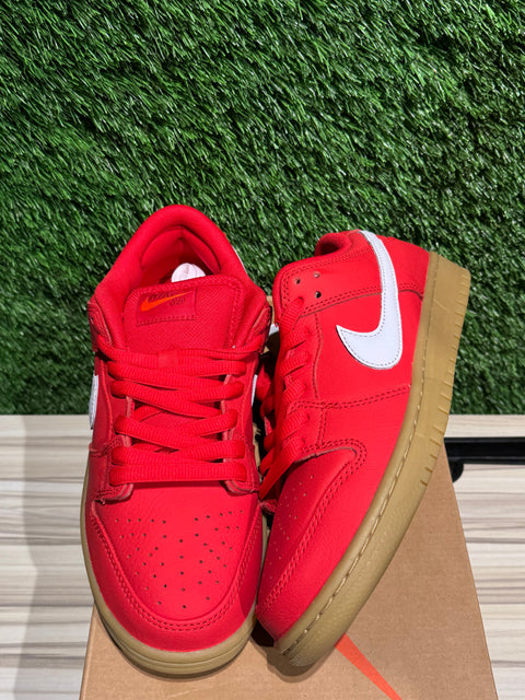 Nike SB Dunk Low University Red Gum Sz 8M