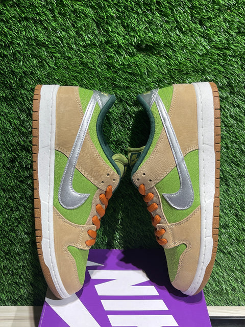 Nike SB Dunk Low Escargot Sz 10.5